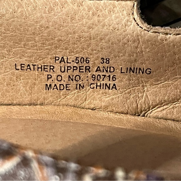 Elegant Paisley Mary Janes by Alegria - Picture 5 of 10